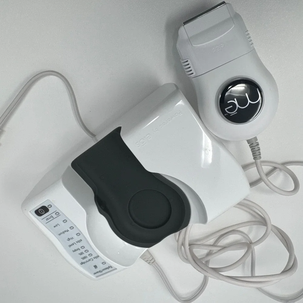mē elōs Professional Hair Removal System Iluminage Beauty HU-FG00501 White